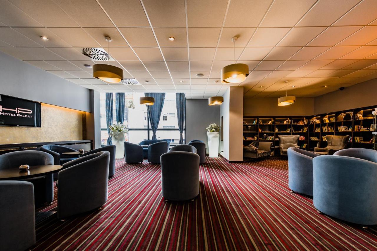 Hotel Palcat ターボル エクステリア 写真