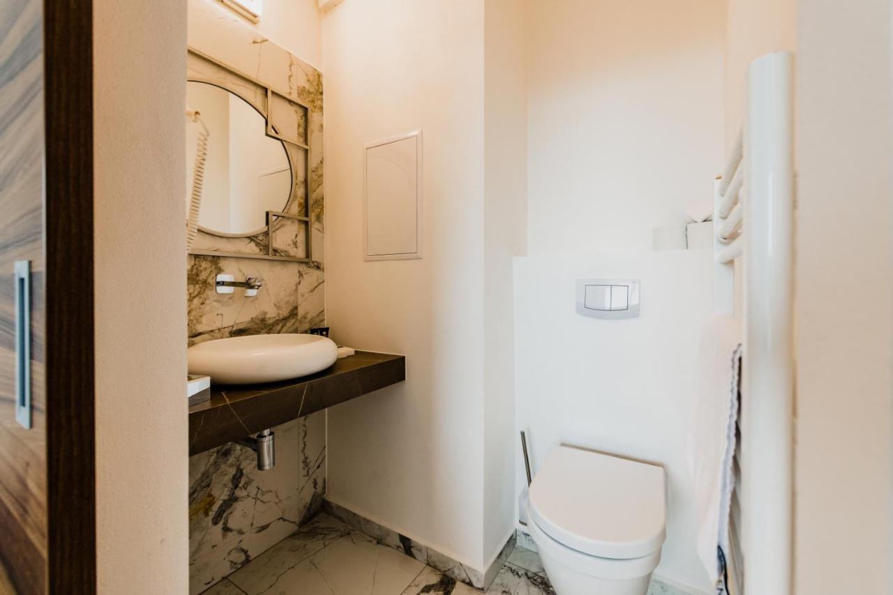 Hotel Palcat ターボル エクステリア 写真